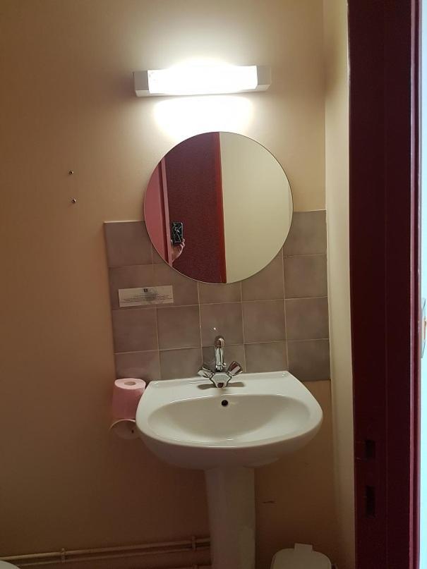 Au Pont De La Gineze Bed & Breakfast Barjac  Екстериор снимка